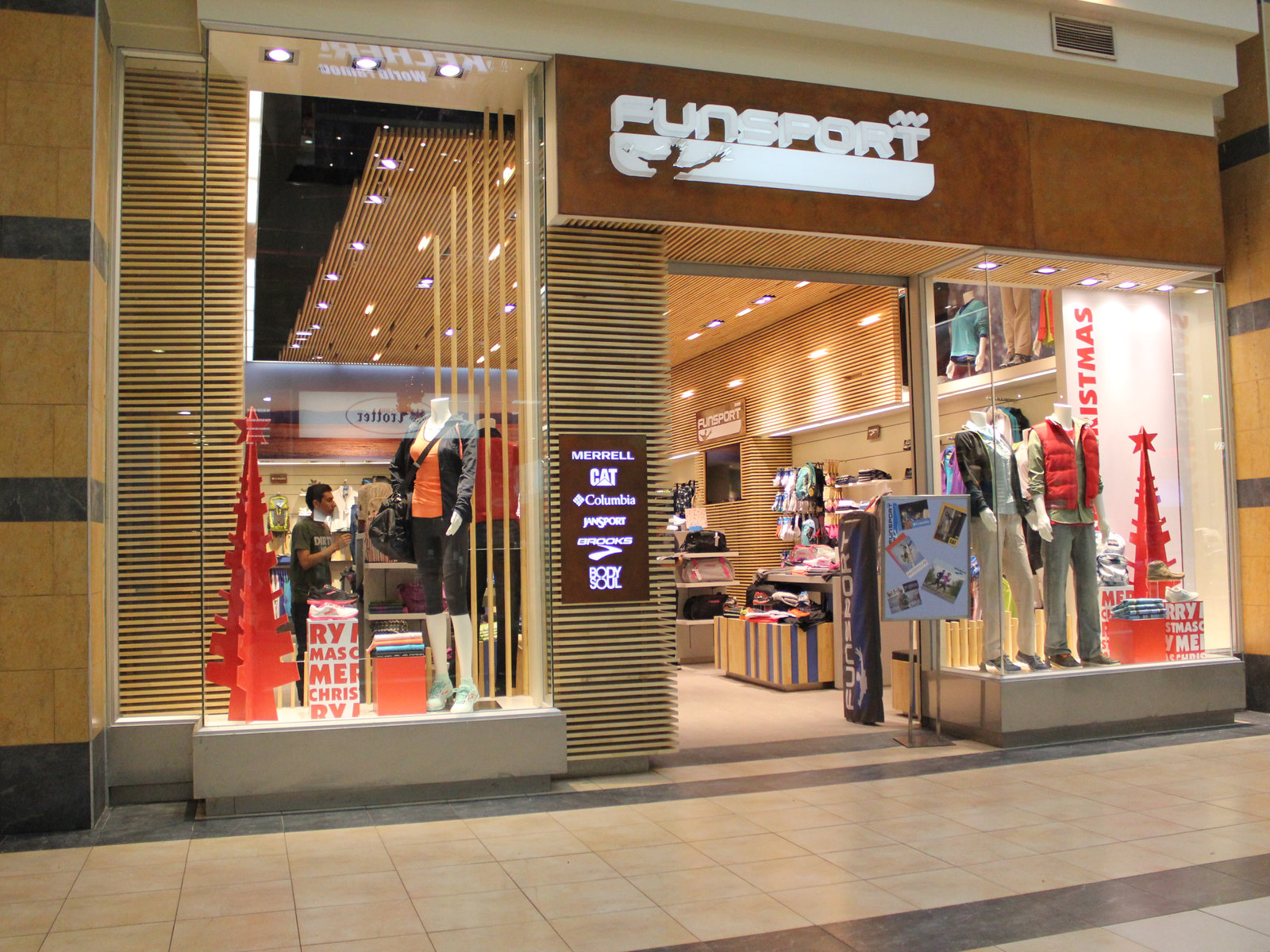Funsport, Retail deportivo