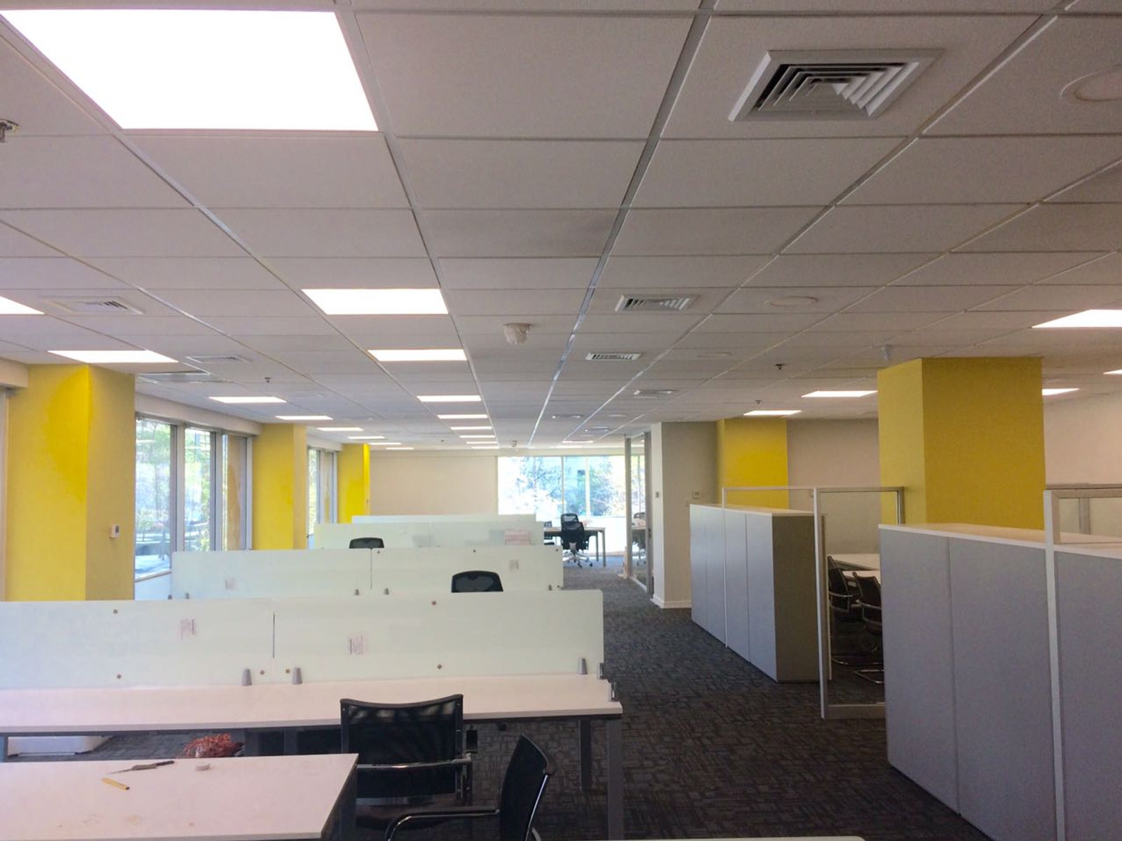 Oficinas bancarias, Oficinas